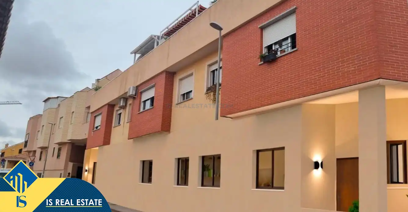 Vista exterior de Estudio en venta en Pilar de la Horadada con Calefacción, Terraza y Amueblado