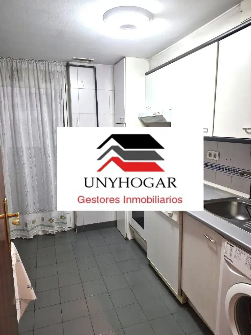 Wohnung mit Aufzug zum Verkauf in Calle Somorrostro