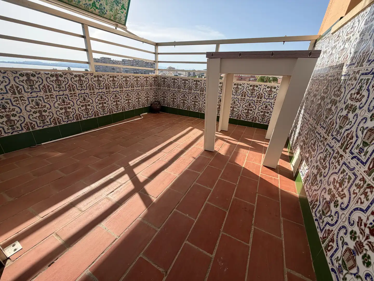 Terraza de Apartamento en venta en Algarrobo con Aire acondicionado, Terraza y Amueblado