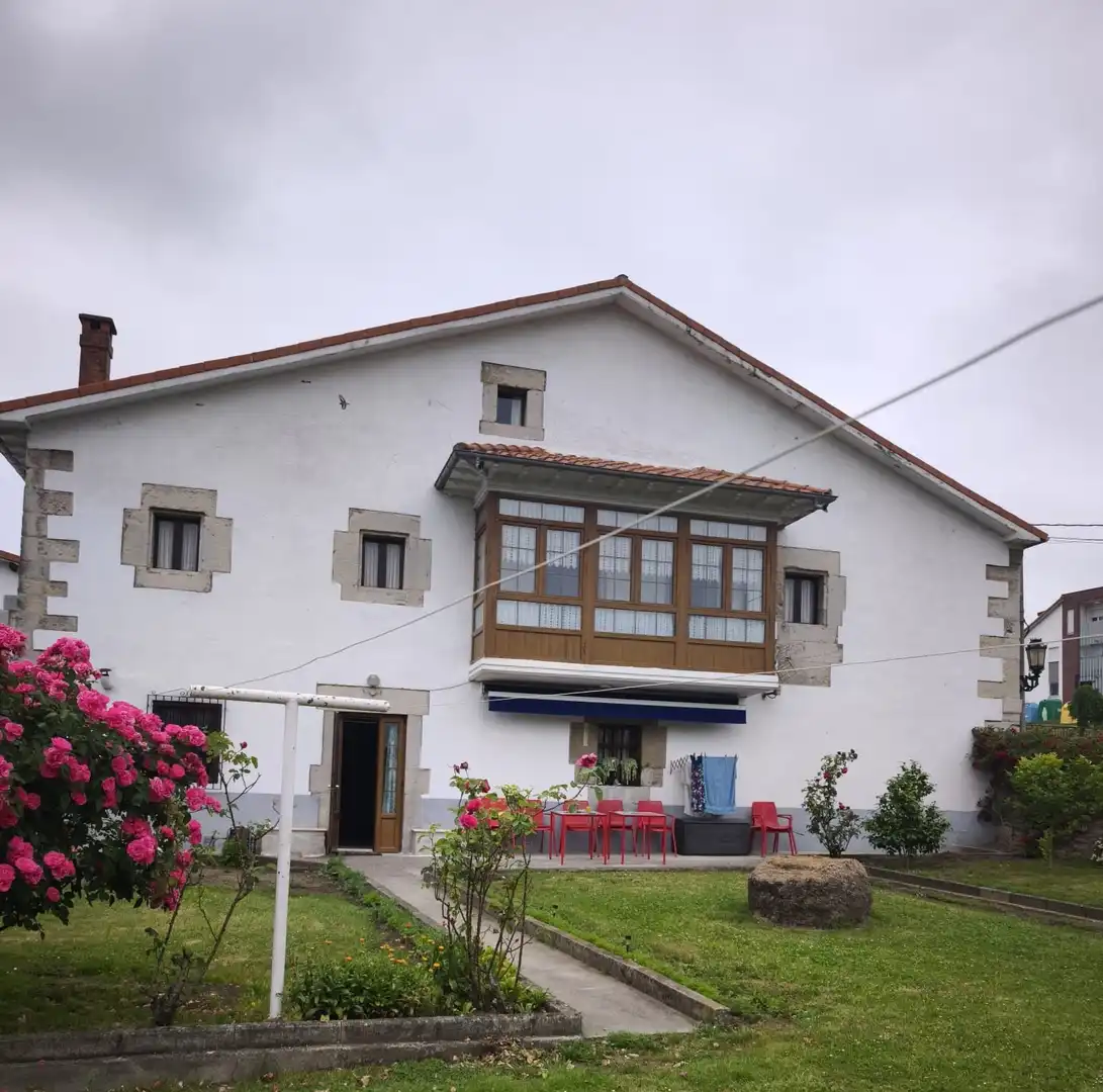 Haus mit Garten zum Verkauf in Suances