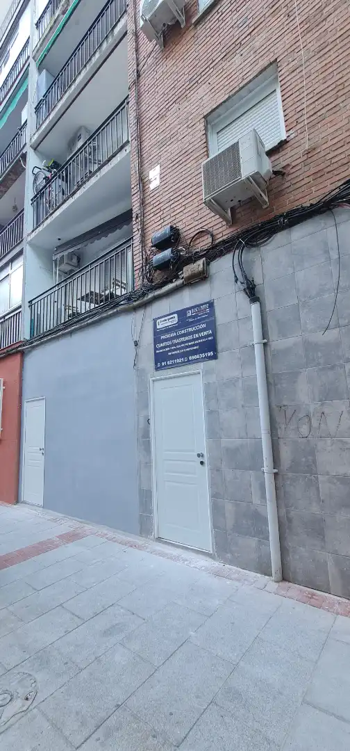 Außenansicht von Lagerraum zum Verkauf in Alcorcón mit Alarm