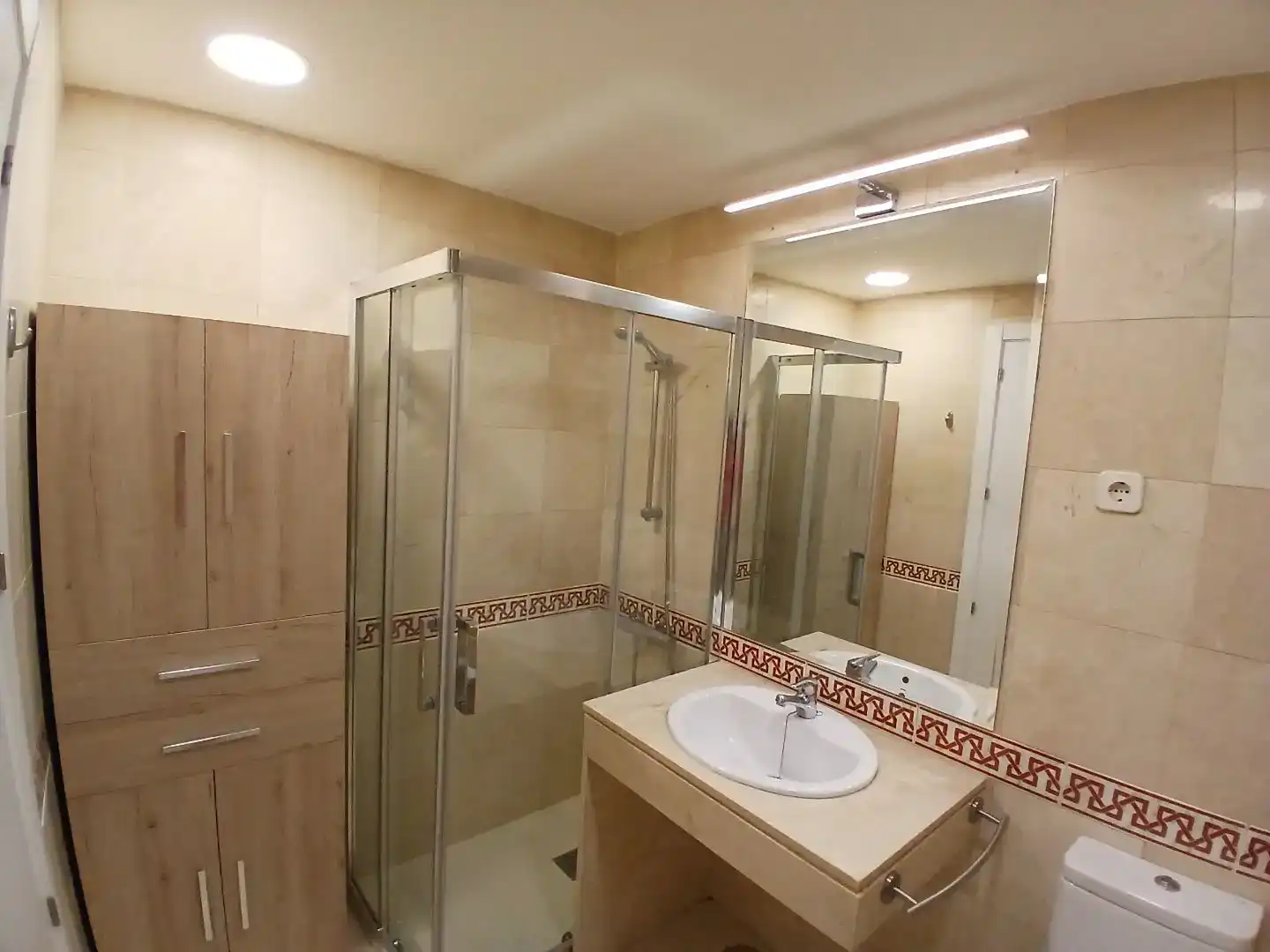 Bany de Pis en venda en Pozuelo de Alarcón amb Aire condicionat i Piscina