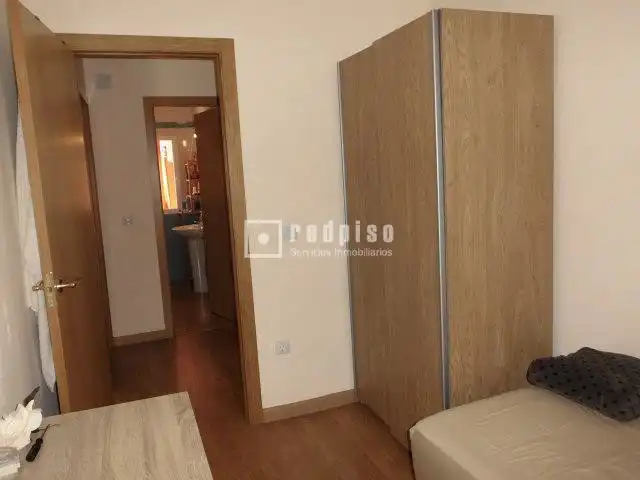 Bedroom of Flat for rent in Sevilla  with Air Conditioner, Terrace and Storage room