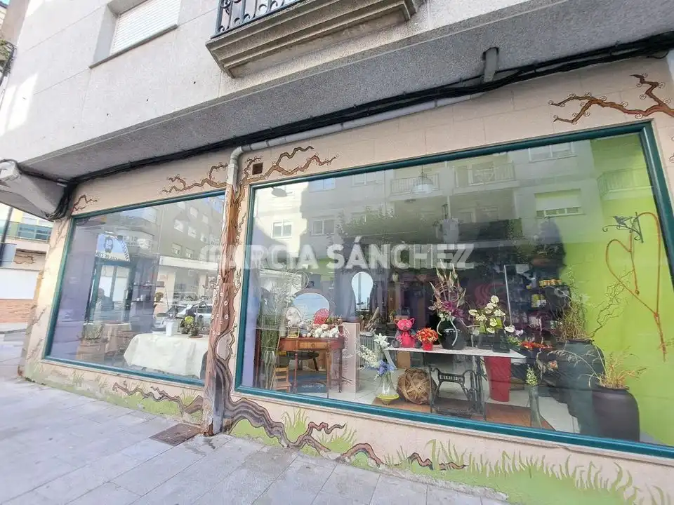 Gewerbefläche zum Verkauf in Rúa de Francisco del Río Romero 19, imagen 4