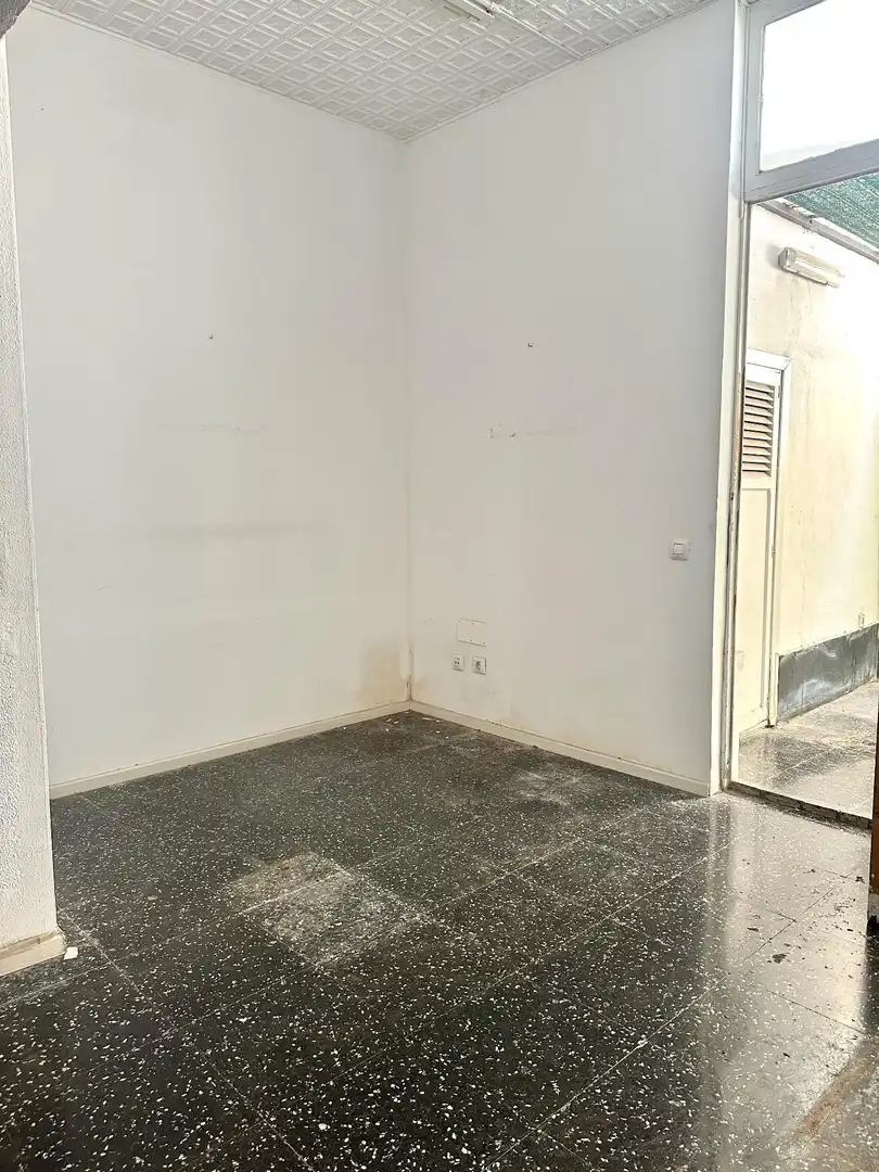 Gewerbefläche zum Verkauf in Nord, imagen 11