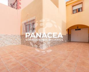 Exterior view of Single-family semi-detached for sale in Vícar  with Air Conditioner and Terrace