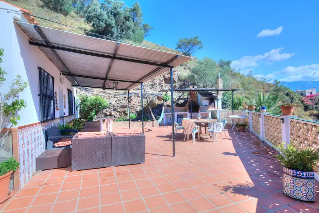 Casa rustica con piscina in vendita a Sayalonga, imagen 5