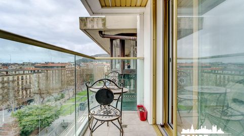 Foto 3 de Piso de alquiler en Área Romántica, Donostia - San Sebastián