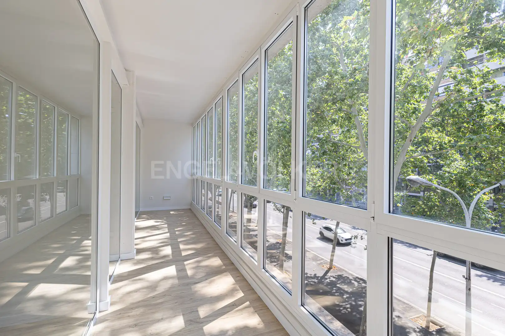 Terrasse von Wohnung zum Verkauf in Barcelona mit Klimaanlage, Heizung und Parkett