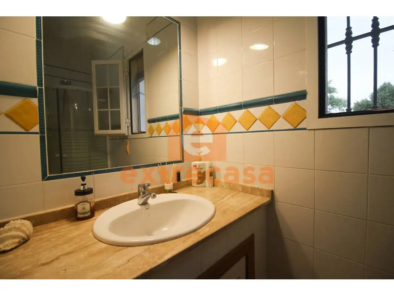 Badezimmer von Haus oder Chalet zum Verkauf in Badajoz mit Klimaanlage, Heizung und Privatgarten