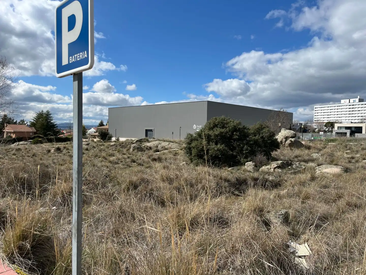 Vista exterior de Residencial en venda en Ávila