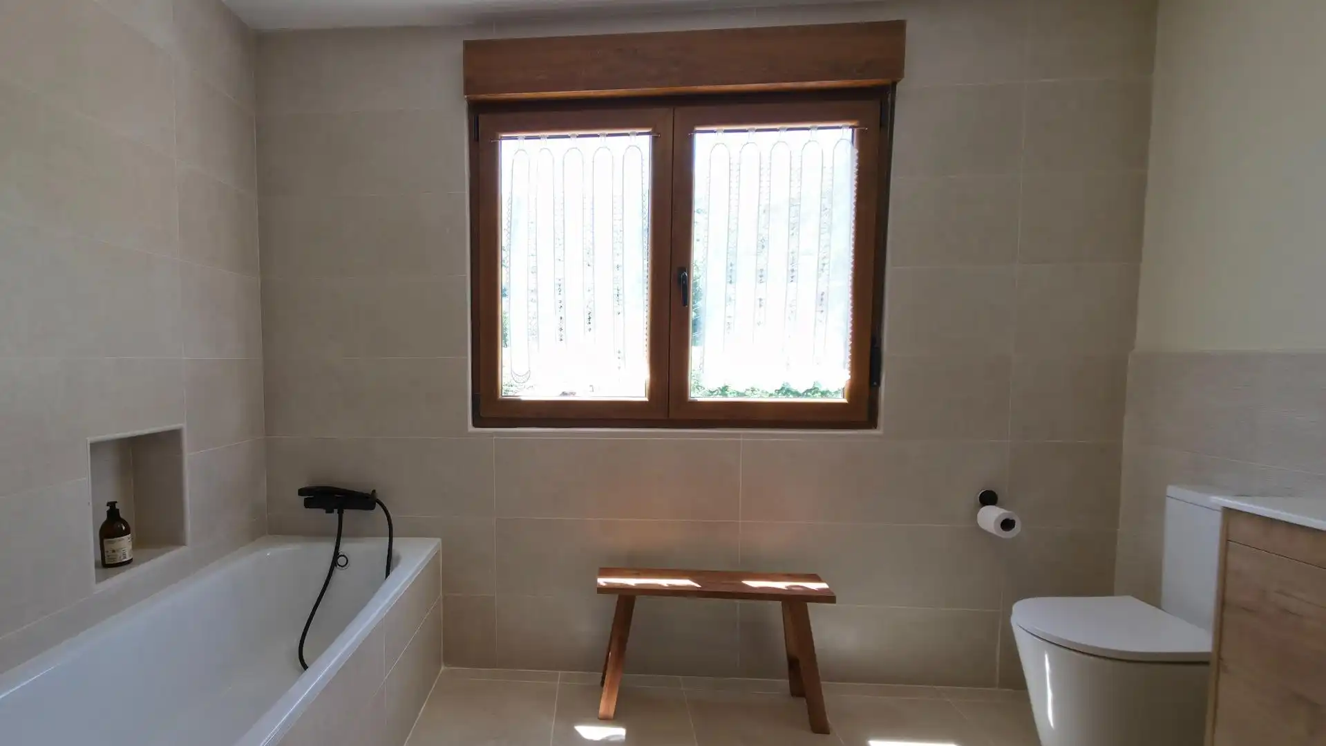 Baño de Casa o chalet en venta en Soba, Cantabria