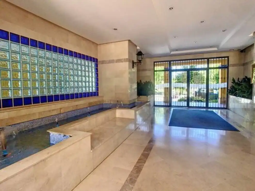 Apartamento con piscina en venta en San Pedro de Alcántara, imagen 10