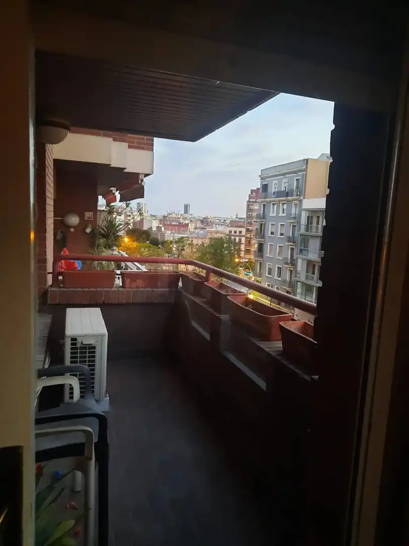 Terrassa de Pis per a compartir en Gràcia