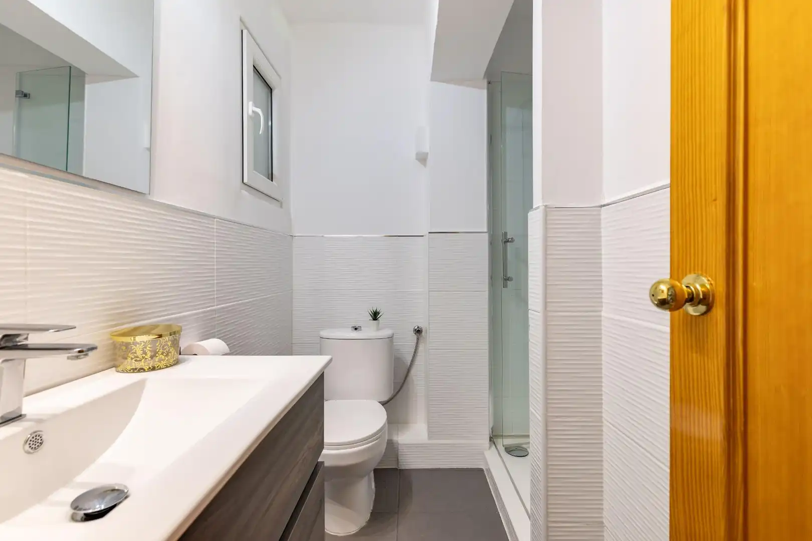Bany de Apartament en venda en Godella amb Aire condicionat i Balcó