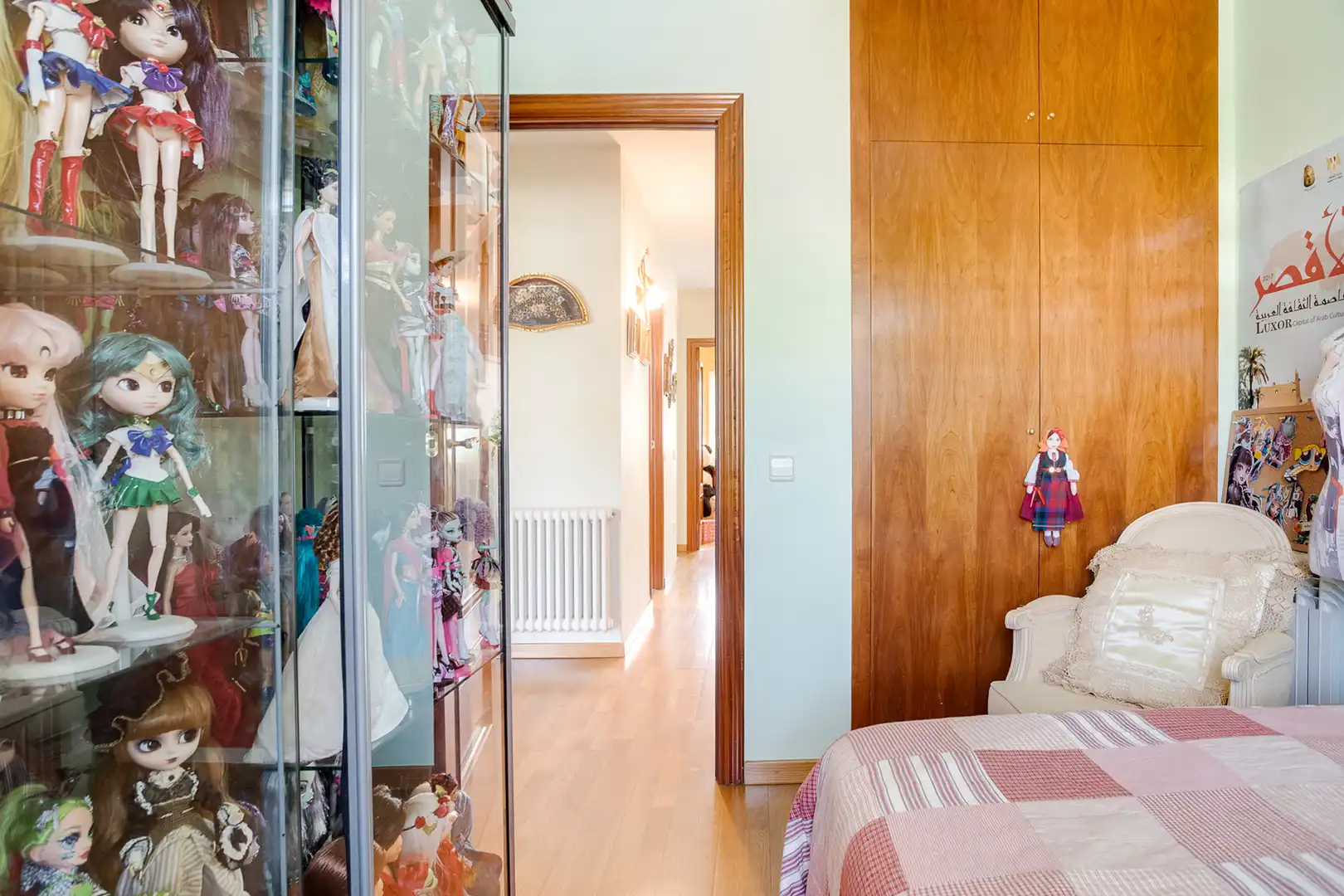 Schlafzimmer von Einfamilien-Reihenhaus zum Verkauf in Premià de Dalt mit Klimaanlage, Heizung und Privatgarten