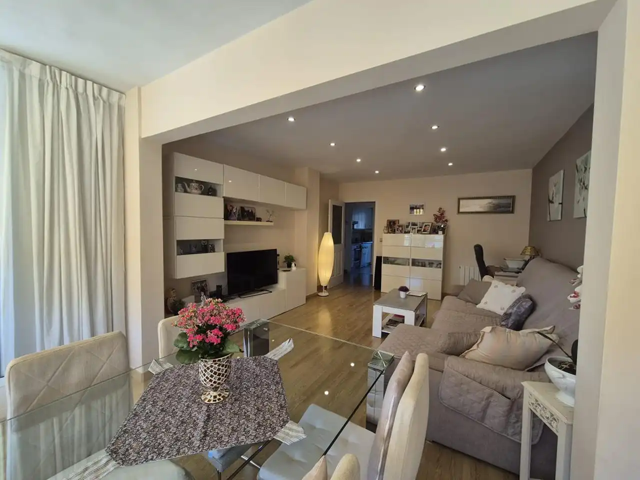 Sala d'estar de Pis en venda en Alicante / Alacant amb Aire condicionat i Terrassa