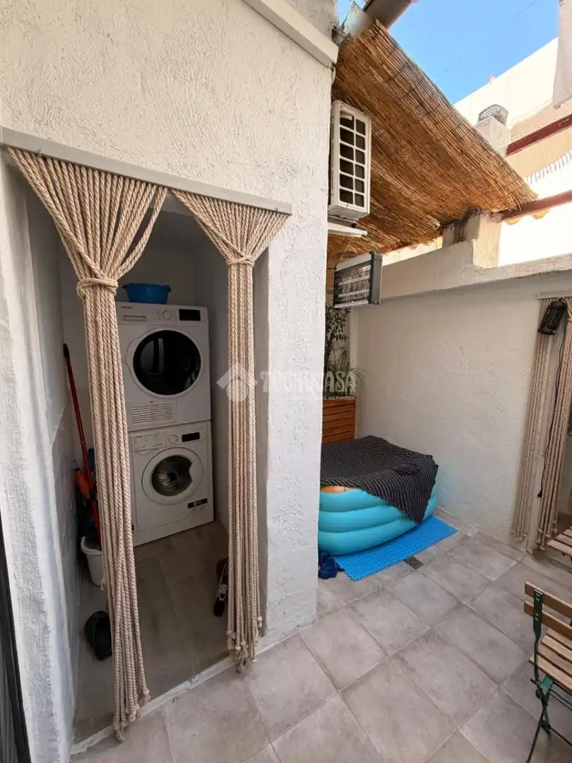 Detached homes for sale in Sabadell  with Air Conditioner
