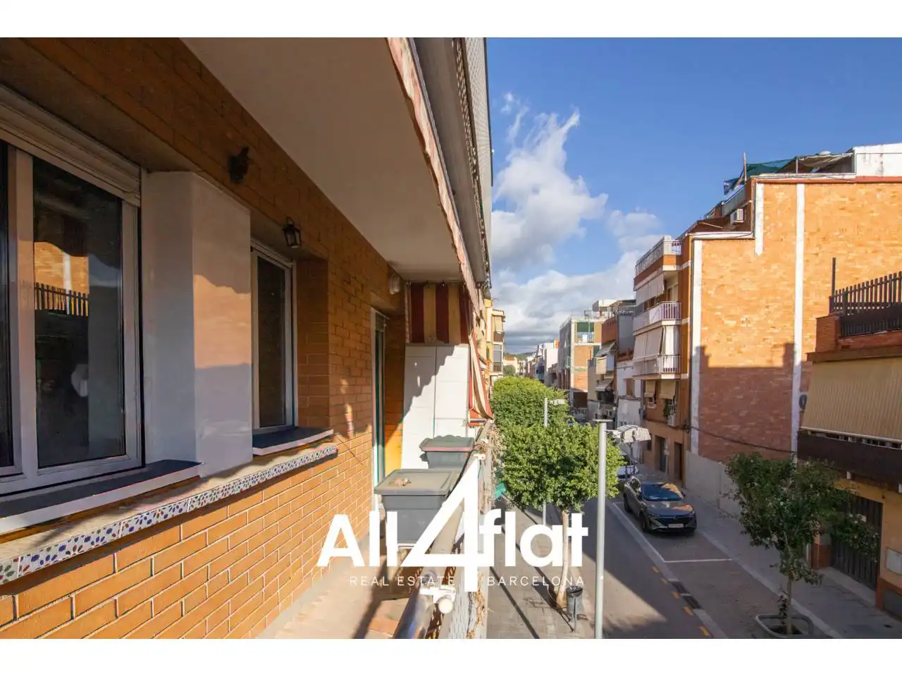 Außenansicht von Wohnung zum Verkauf in Viladecans mit Klimaanlage, Heizung und Balkon