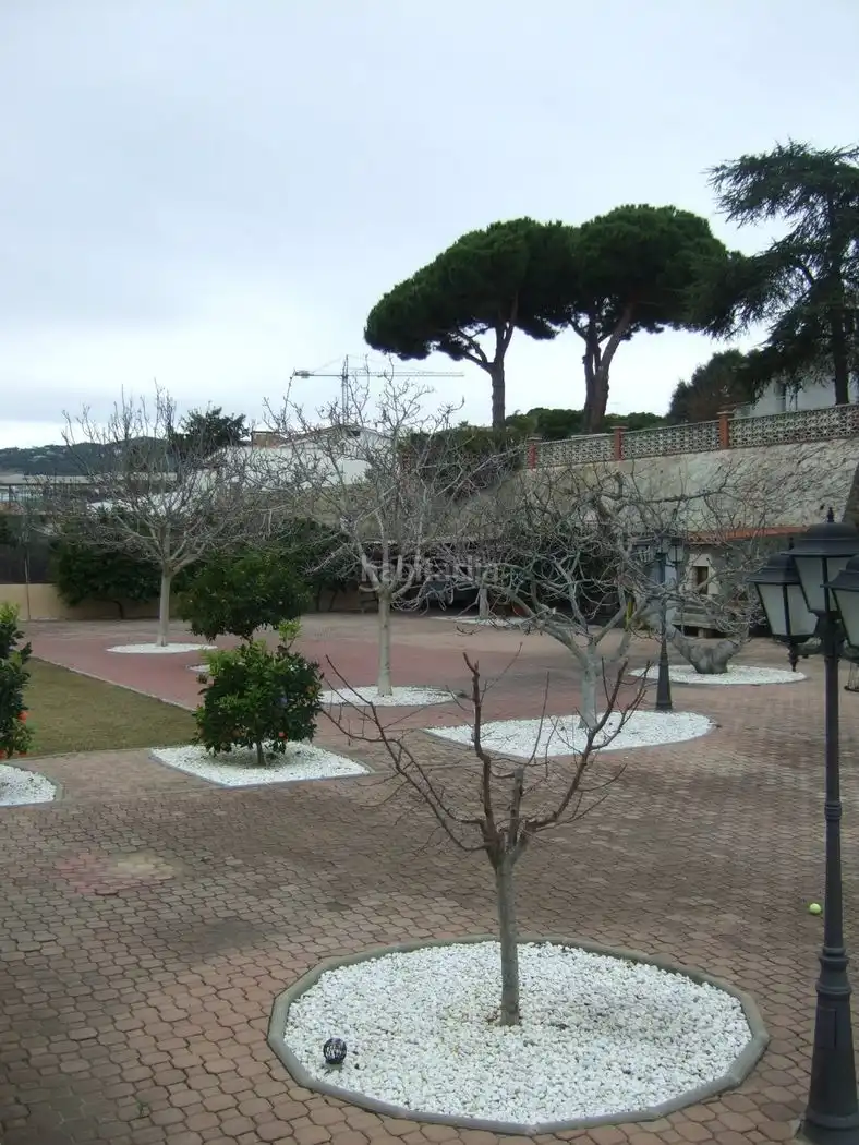 Jardí de Casa o xalet en venda en Mataró amb Aire condicionat, Calefacció i Jardí privat
