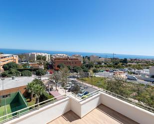 Vista exterior de Àtic en venda en Torremolinos amb Terrassa, Traster i Piscina comunitària