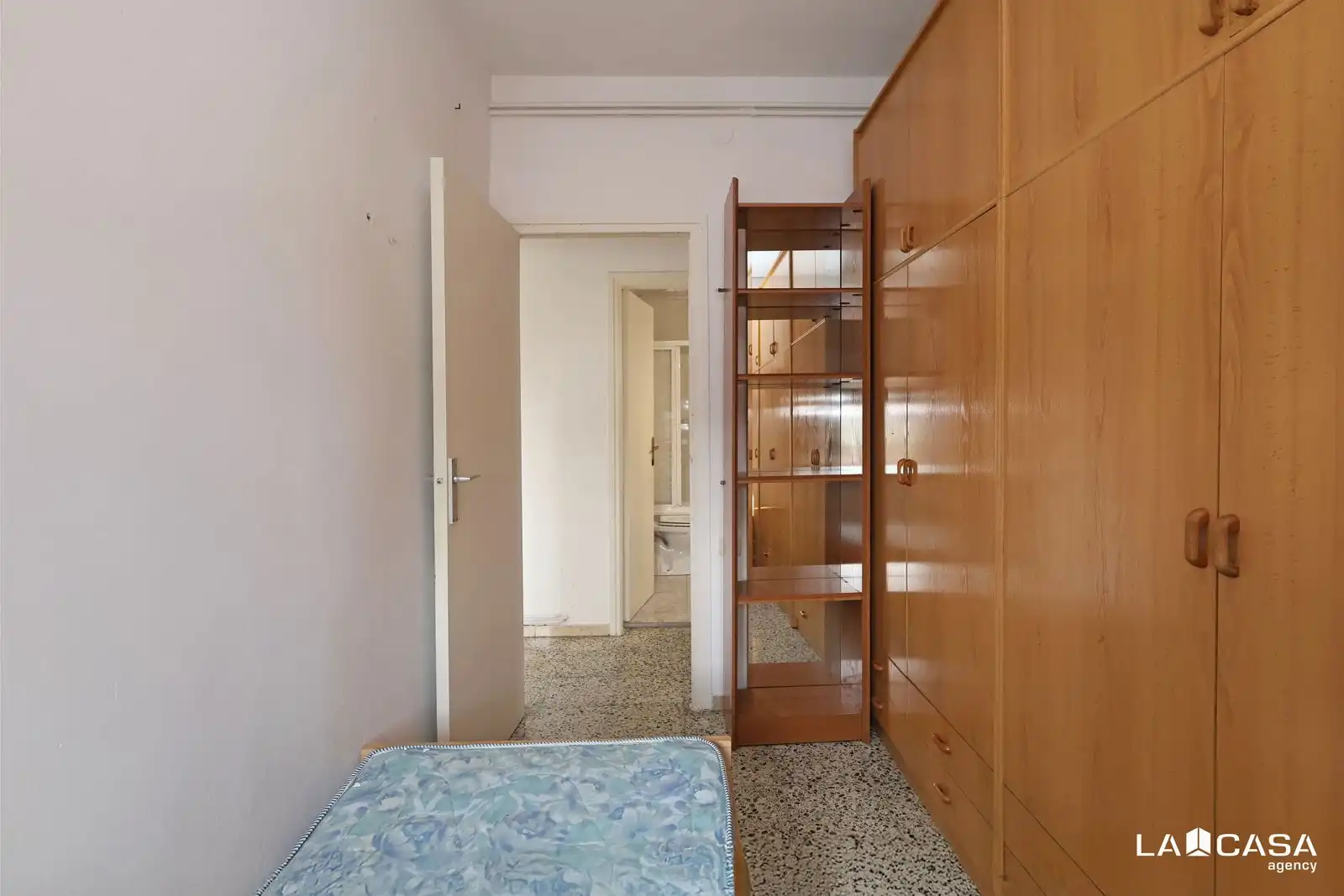 Habitación de Piso en venta en Esplugues de Llobregat con Calefacción y Balcón
