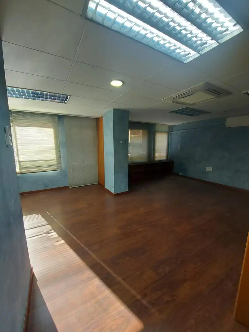 Office for sale in Murcia  with Air Conditioner and Heating