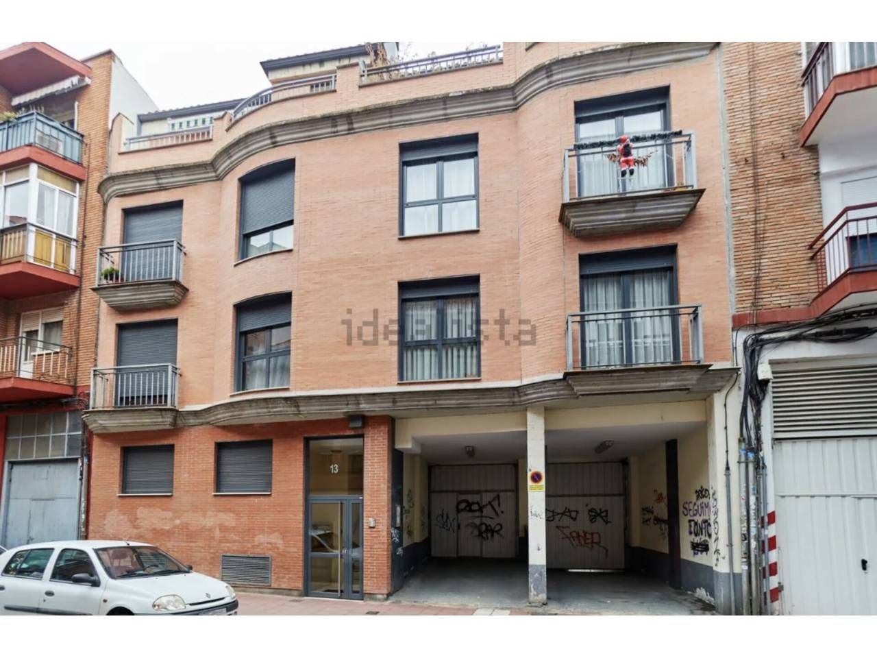 Vista exterior de Pis en venda en Valladolid Capital amb Calefacció, Parquet i Traster