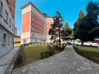 Exterior view of Flat for sale in Avilés  with Terrace and Balcony