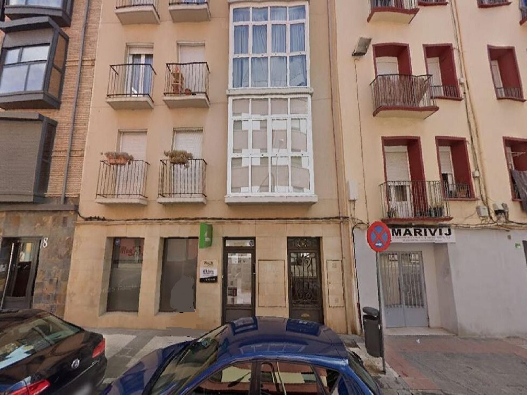 Exterior view of Flat for sale in  Huesca Capital