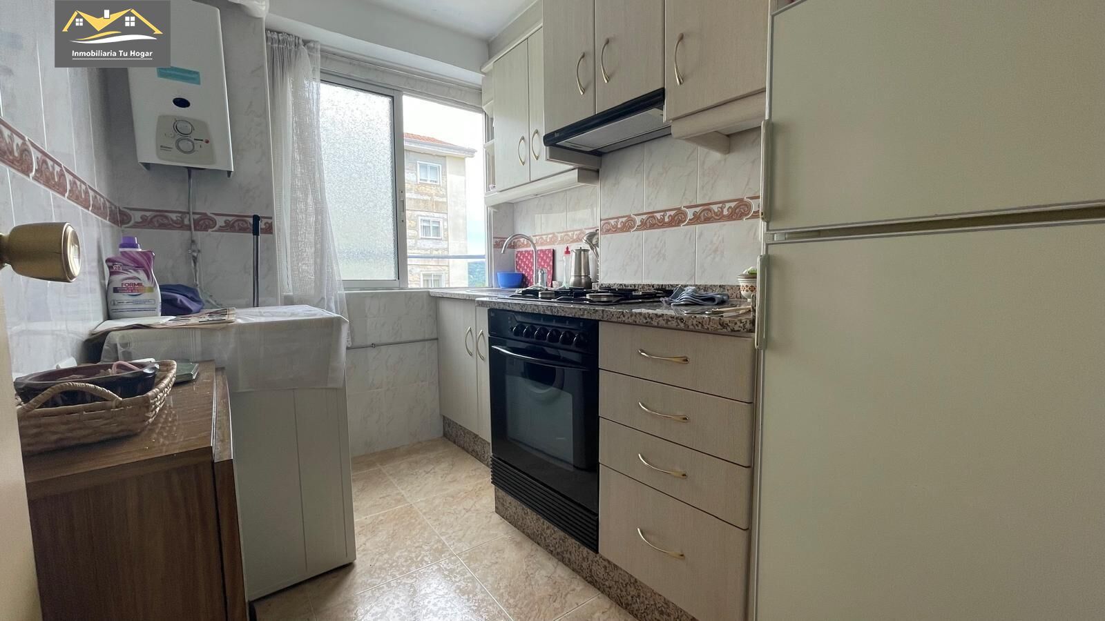 Kitchen of Flat for sale in Celanova  with Storage room and Furnished