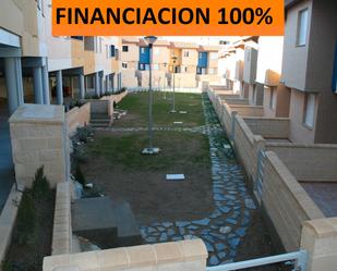 Vista exterior de Casa o xalet en venda en Épila amb Calefacció i Terrassa