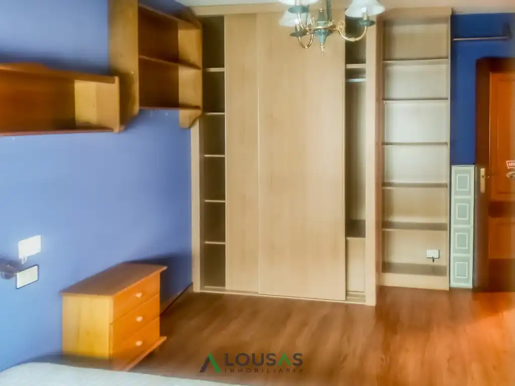 Bedroom of Flat for sale in Sarria