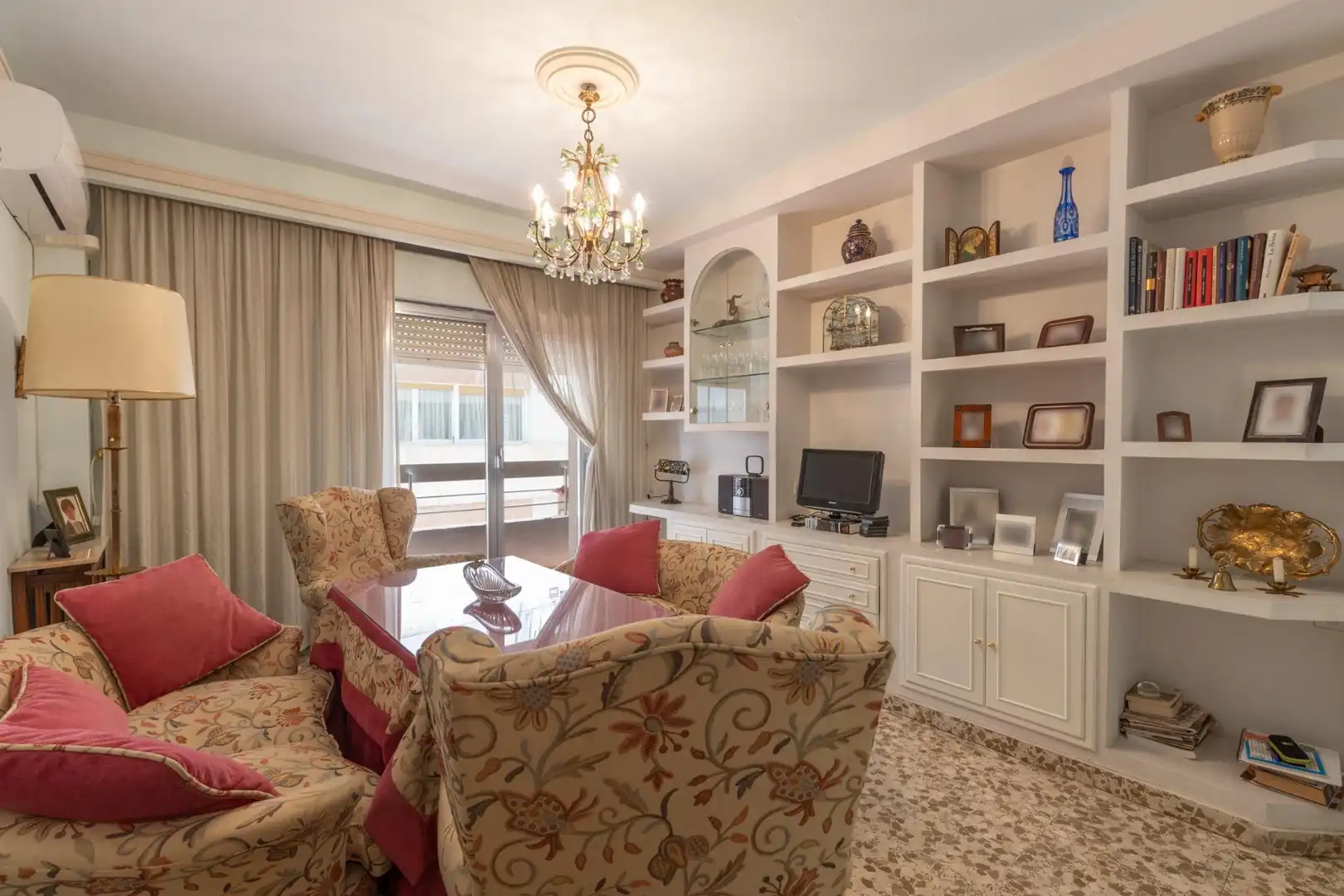 Flat with lift for sale in Calle Luis Braille 22, imagen 2