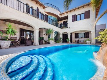 Xalet amb piscina en venda a Búger