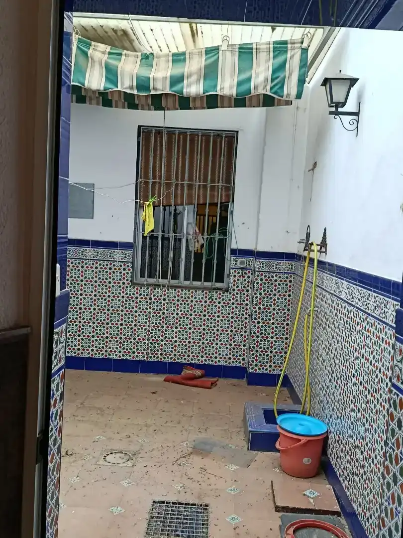 Casa adosada en venda en Linares amb Balcó