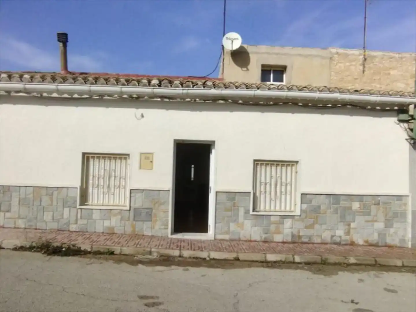 Vista exterior de Pis en venda en Monóvar  / Monòver, Alicante