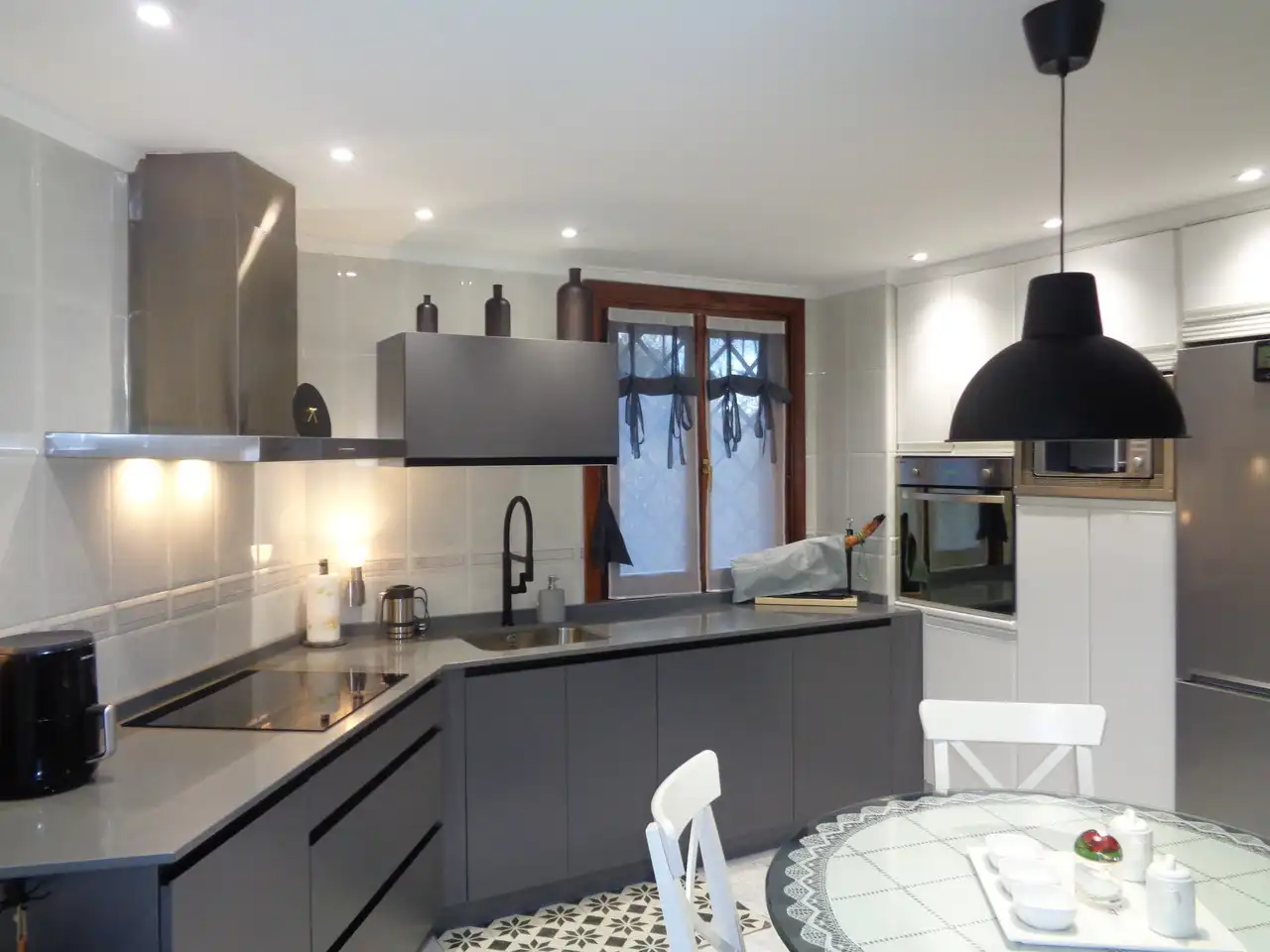 Cocina de Casa adosada en venta en Haro con Calefacción, Jardín privado y Terraza