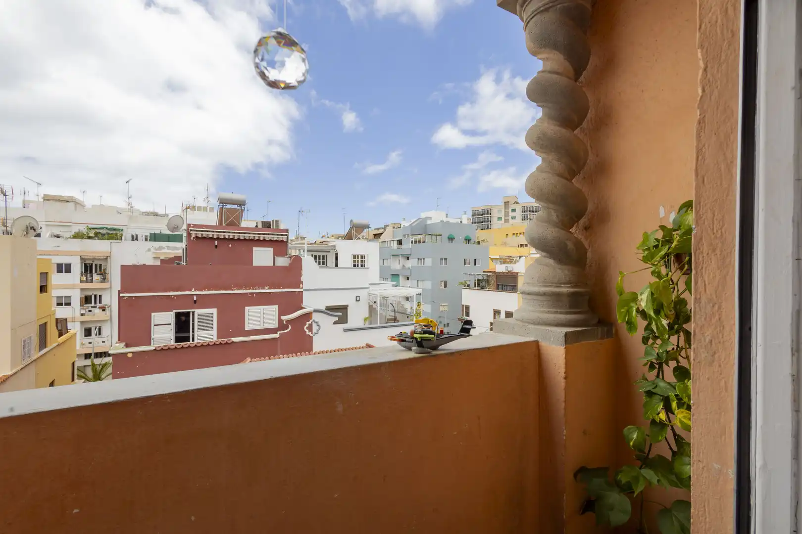 Piso en venta en La Salle - Cuatro Torres