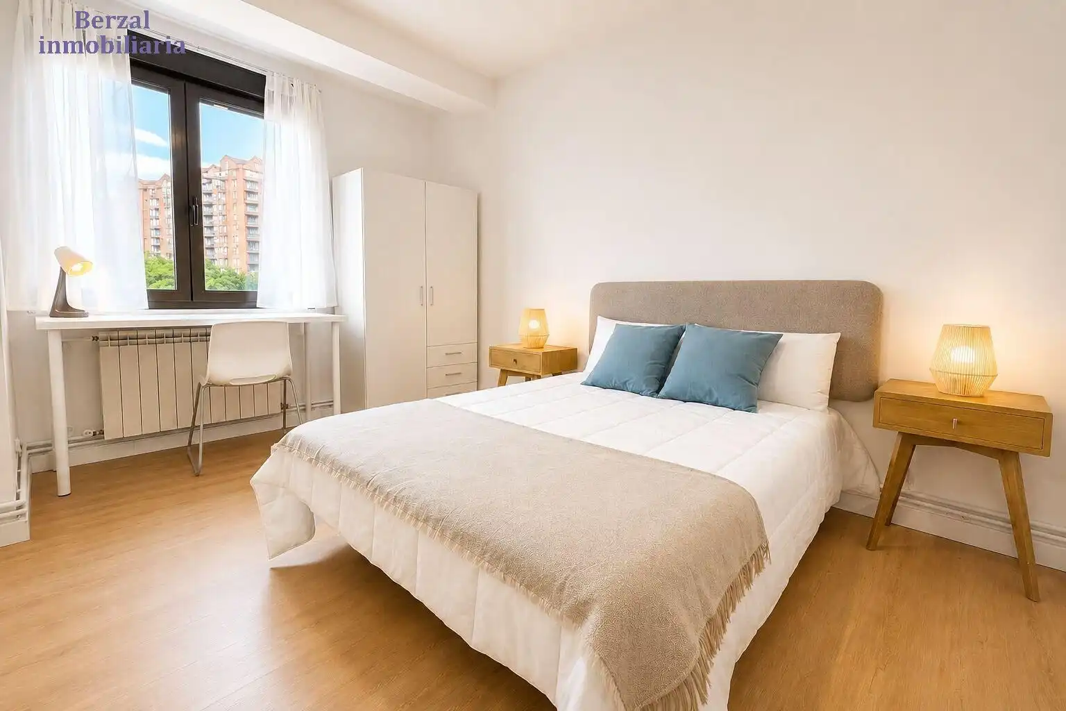 Bedroom of Flat for rent in  Logroño  with Heating, Terrace and Furnished