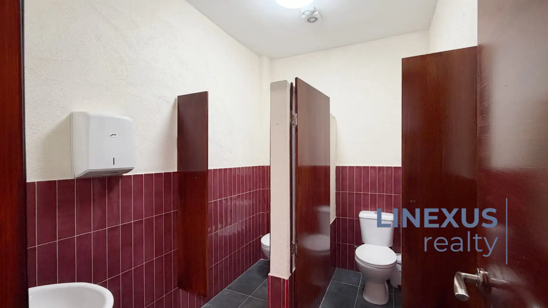 Bathroom of Commercial properties for transfer in Las Palmas de Gran Canaria  with Terrace, Furnished and Internet