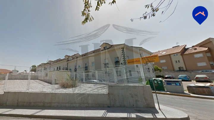 Vista exterior de Dúplex en venda en Torres de la Alameda amb Calefacció, Parquet i Terrassa