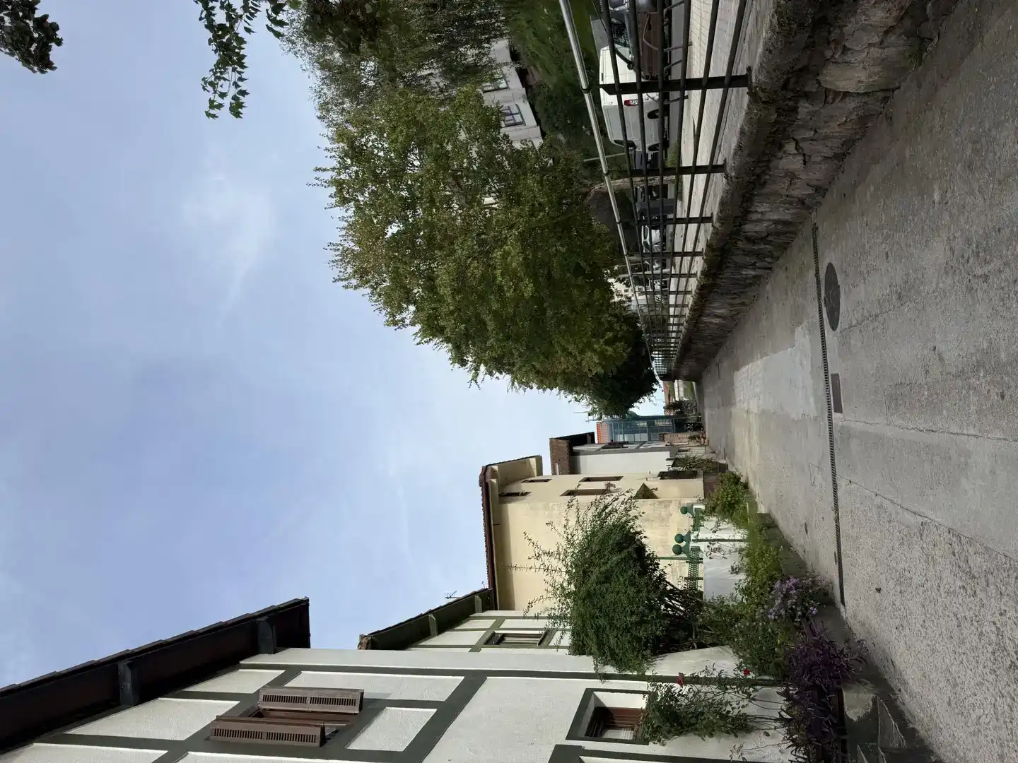 Vista exterior de Casa o xalet en venda en Donostia - San Sebastián  amb Balcó