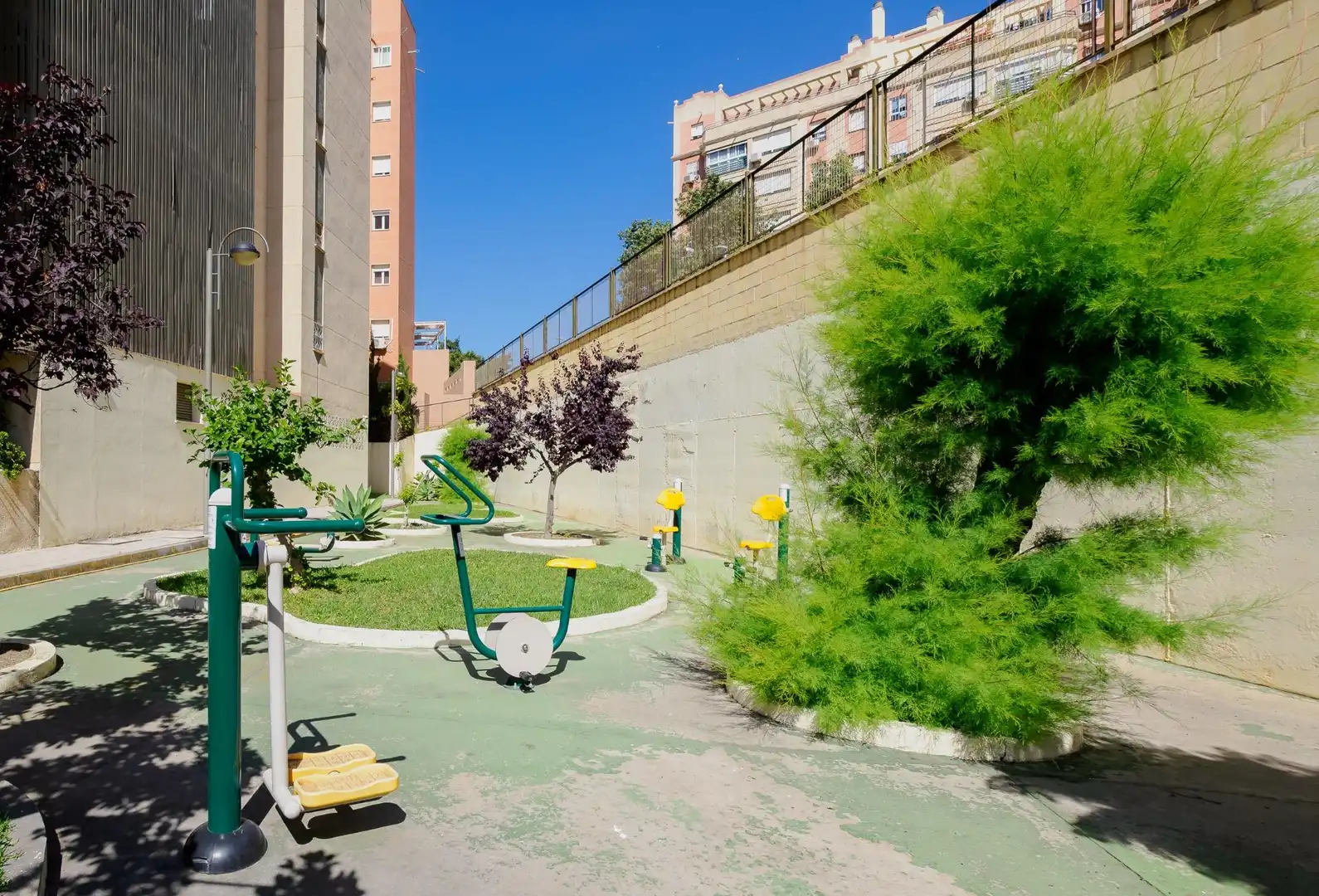Vista exterior de Piso en venta en Málaga con Jardín privado, Terraza y Trastero
