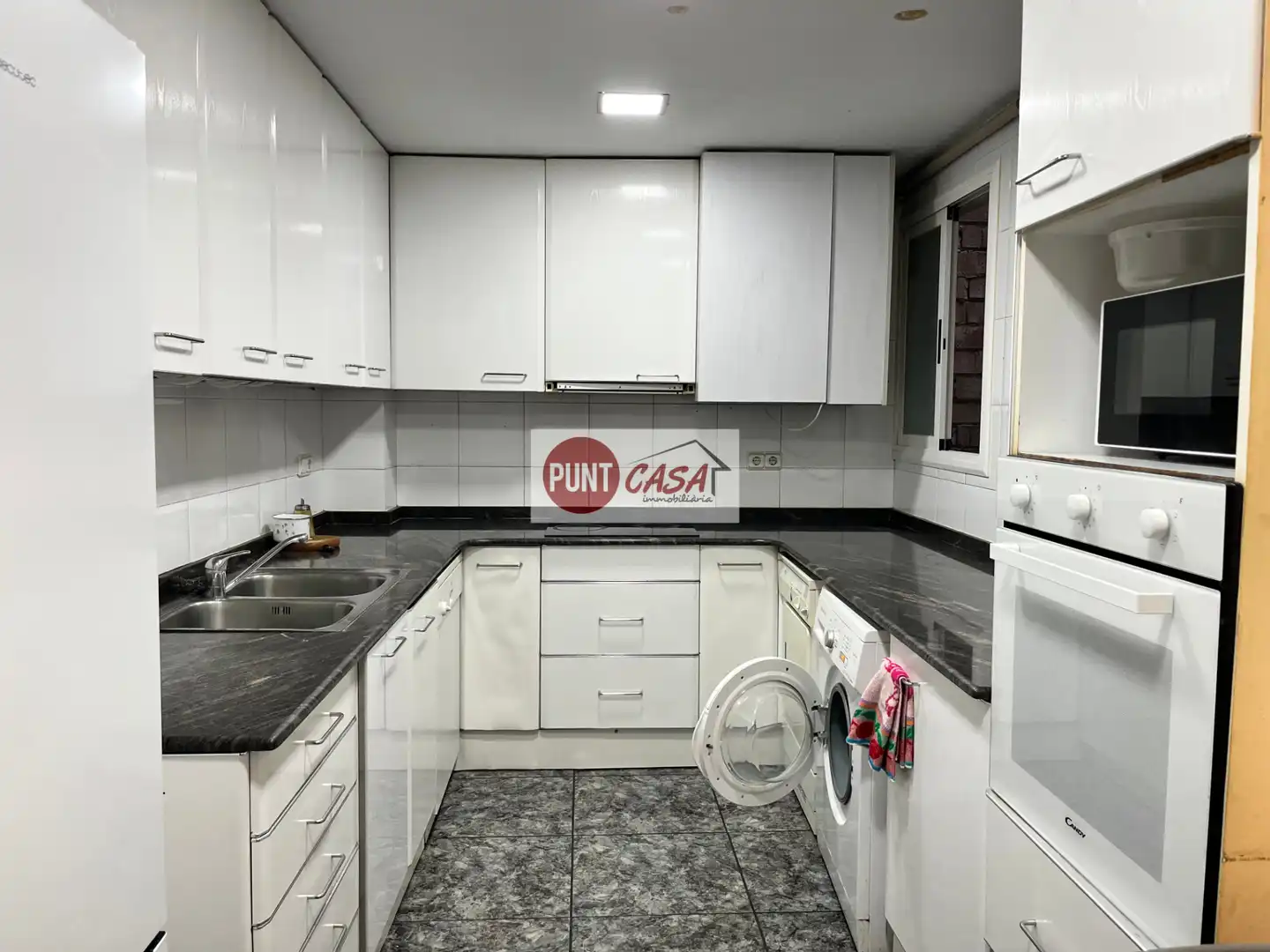 Cocina de Piso de alquiler en Lleida con Calefacción, Terraza y Amueblado