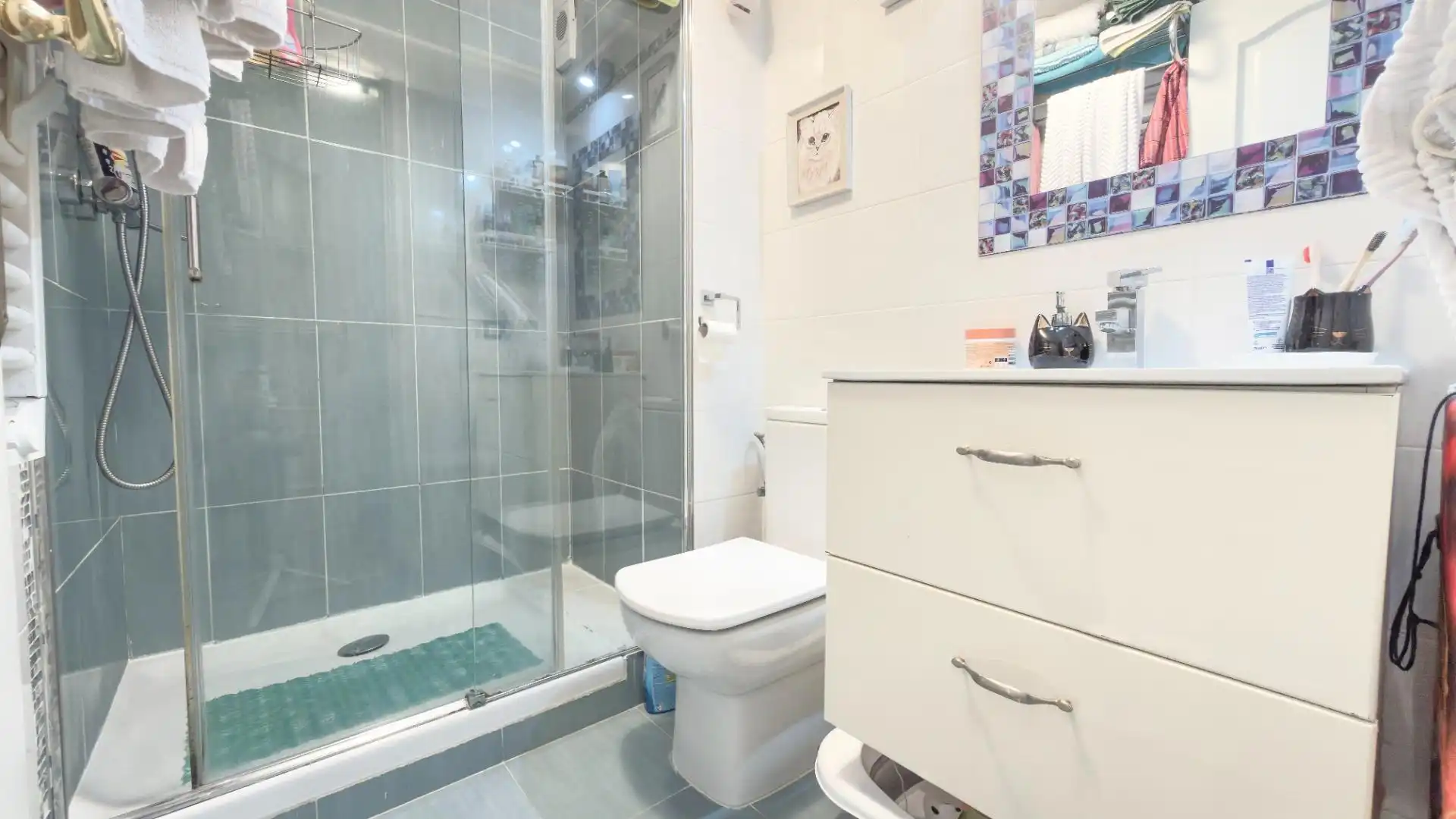 Baño de Piso en venta en Donostia - San Sebastián  con Calefacción, Parquet y Trastero