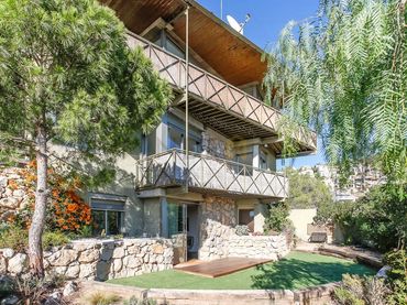 Casa con piscina in affitto a Llevantina - Montgavina - Quintmar