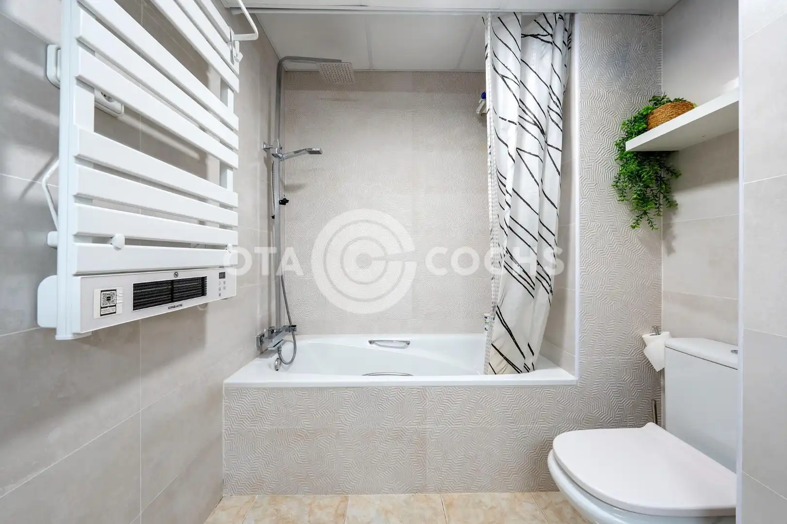 Badezimmer von Wohnung zum Verkauf in Reus mit Klimaanlage, Heizung und Terrasse