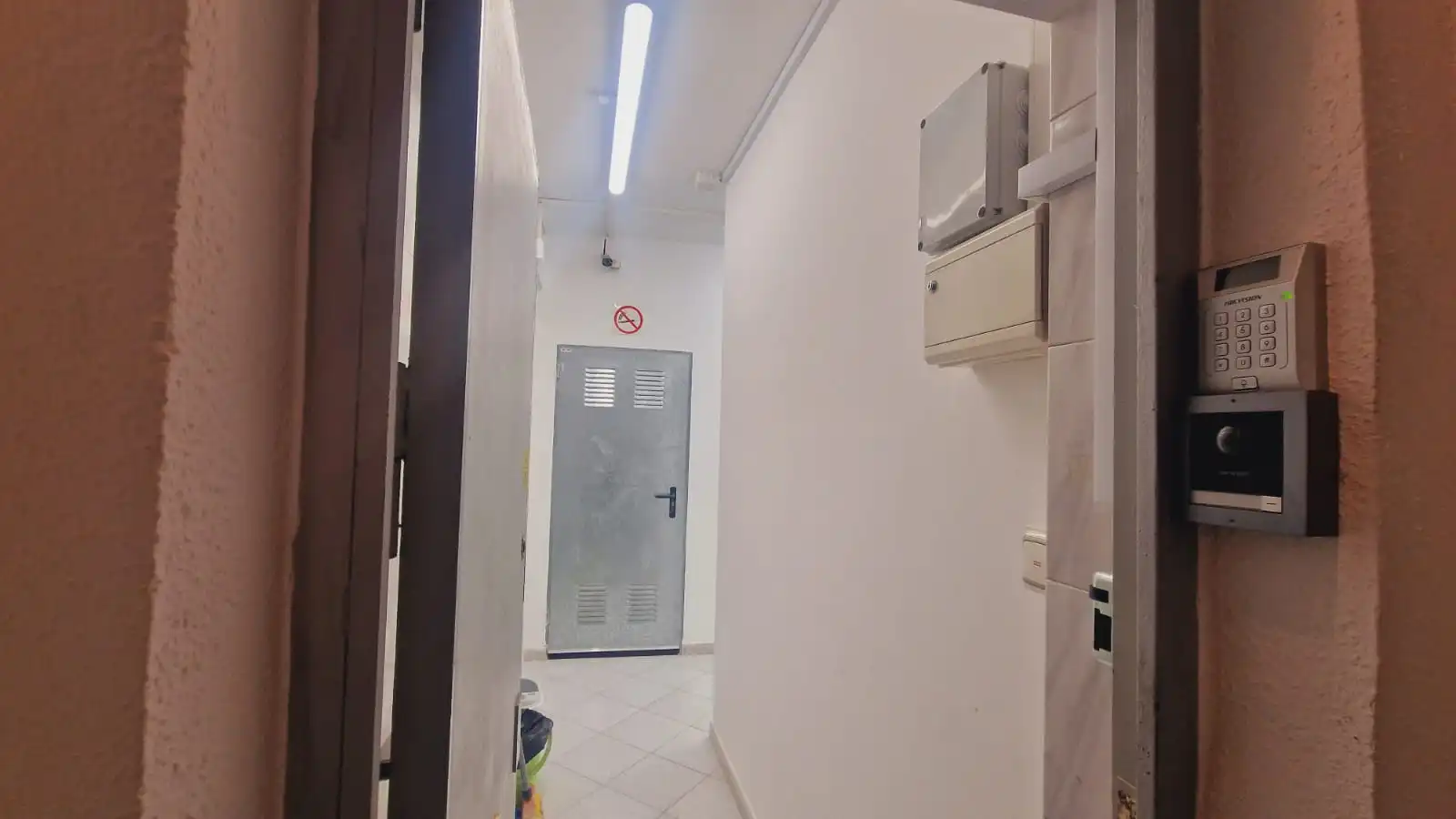 Flat for sale in Córdoba  with Air Conditioner, Private garden and Alarm