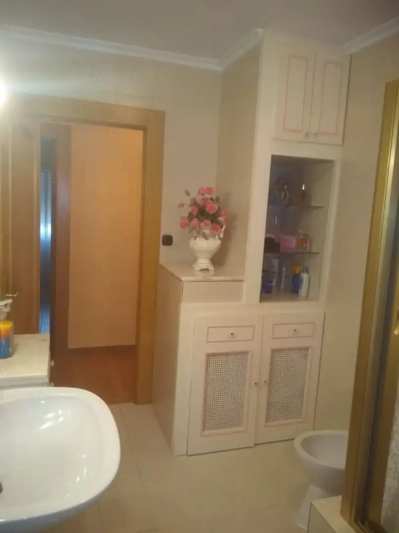 Dormitori de Casa o xalet en venda en Husillos  amb Terrassa